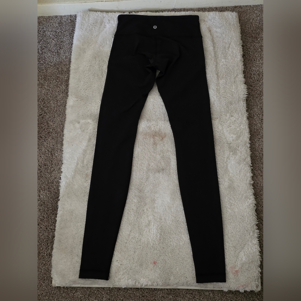 Lululemon Black High-Rise Leggings Size 4